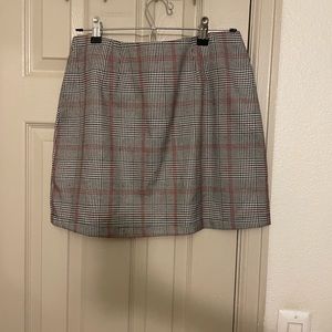 Zara Plaid Zipper Front Mini Skirt